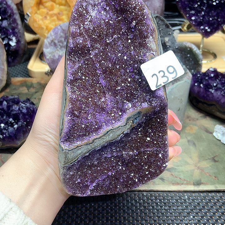 紫晶大型摆件（非配饰）未镶嵌