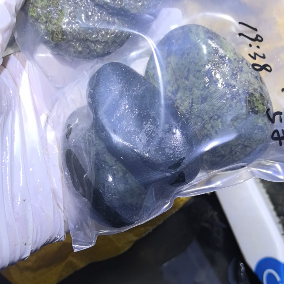 博***乐藏玉药王石原石三个原石一个摆件