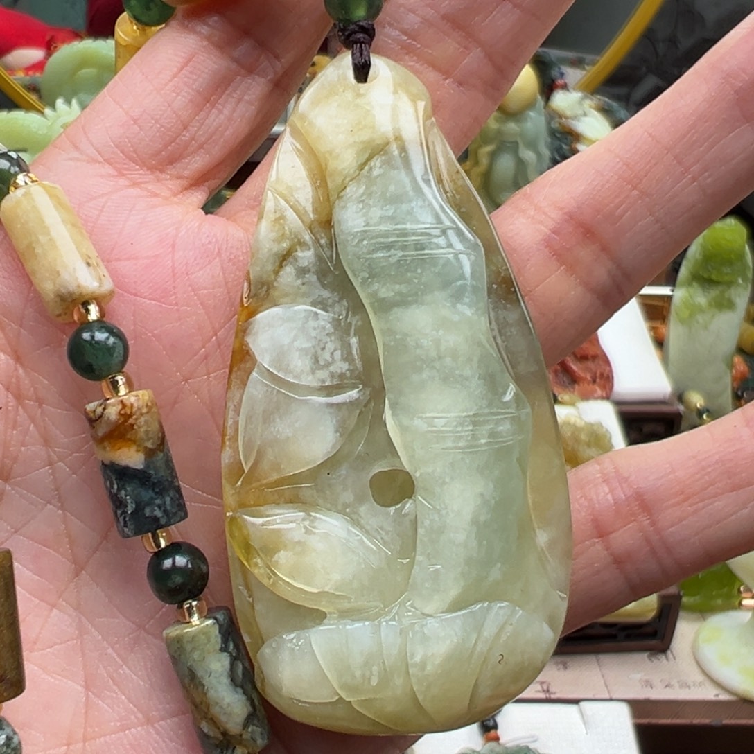 岫玉未镶嵌挂件挂件