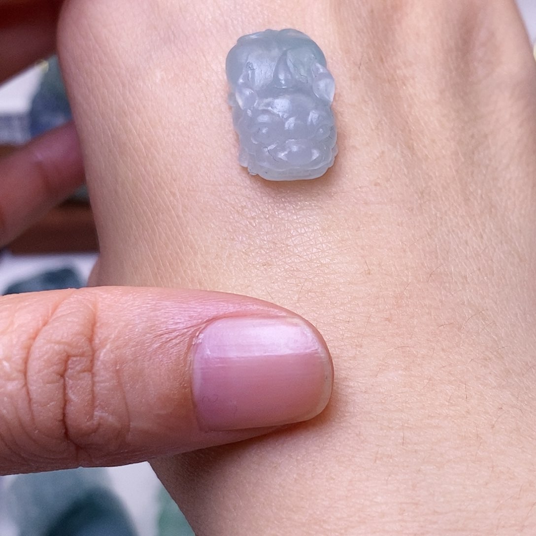 定制翡翠未镶嵌吊坠