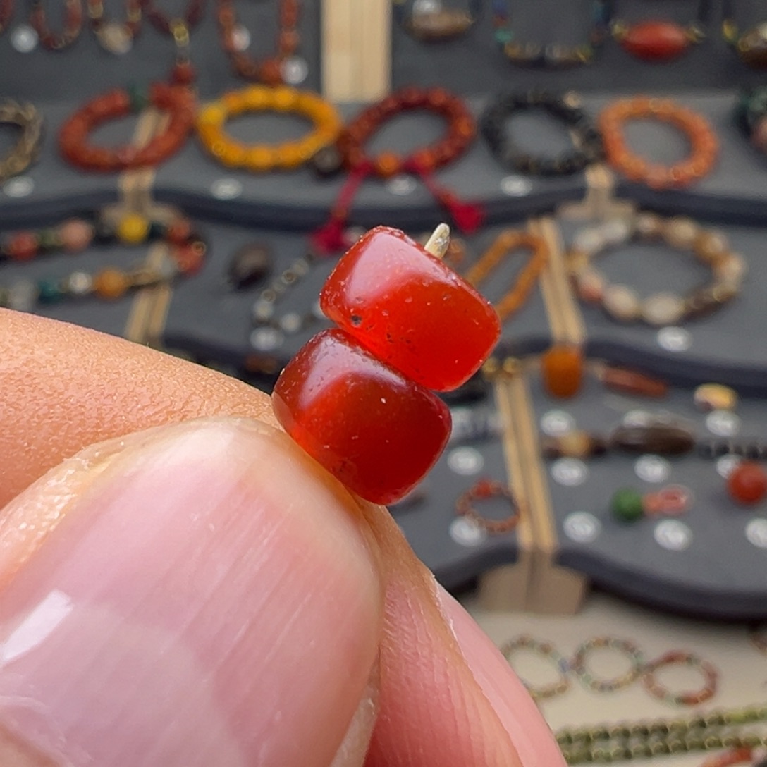 玛瑙/玉髓玛瑙对珠合金