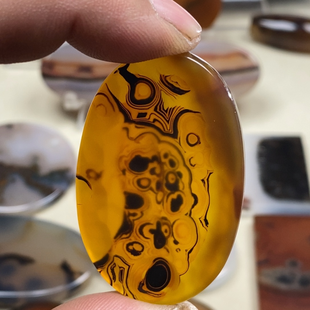 玛瑙/玉髓颈饰未镶嵌