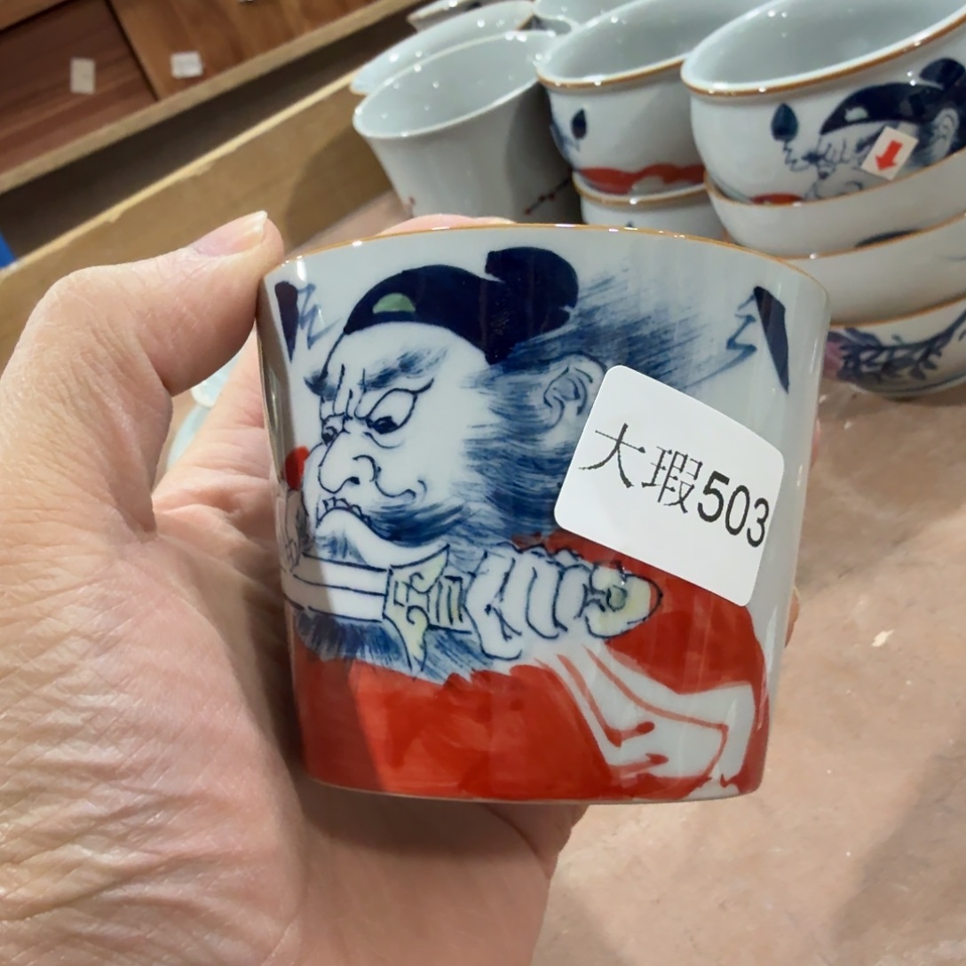 釉下手绘茶具微瑕