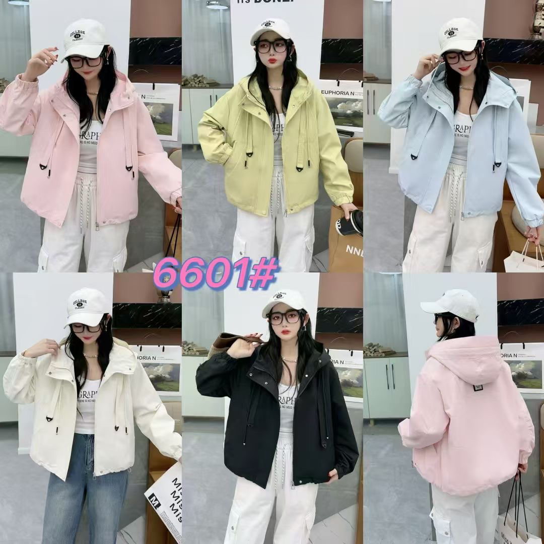 薄款上衣常规连帽女常规款短外套女士春秋时尚短款春季立领