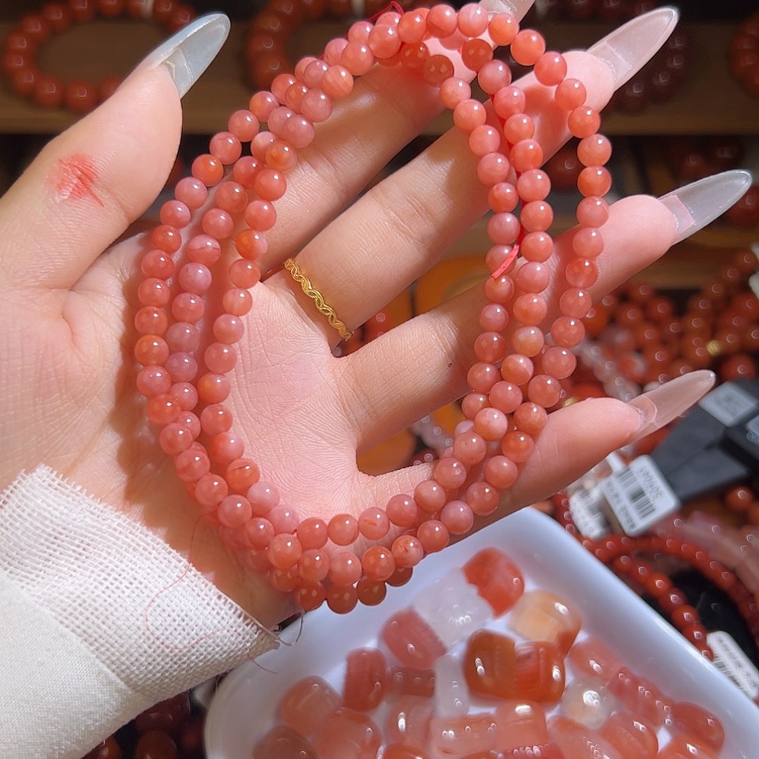 南红玛瑙手串未镶嵌5mm多圈