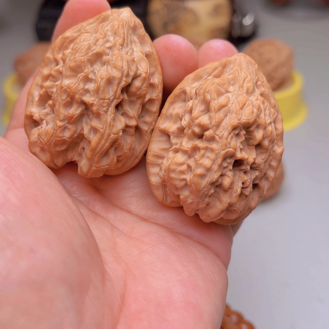 文玩核桃吊坠壁虎