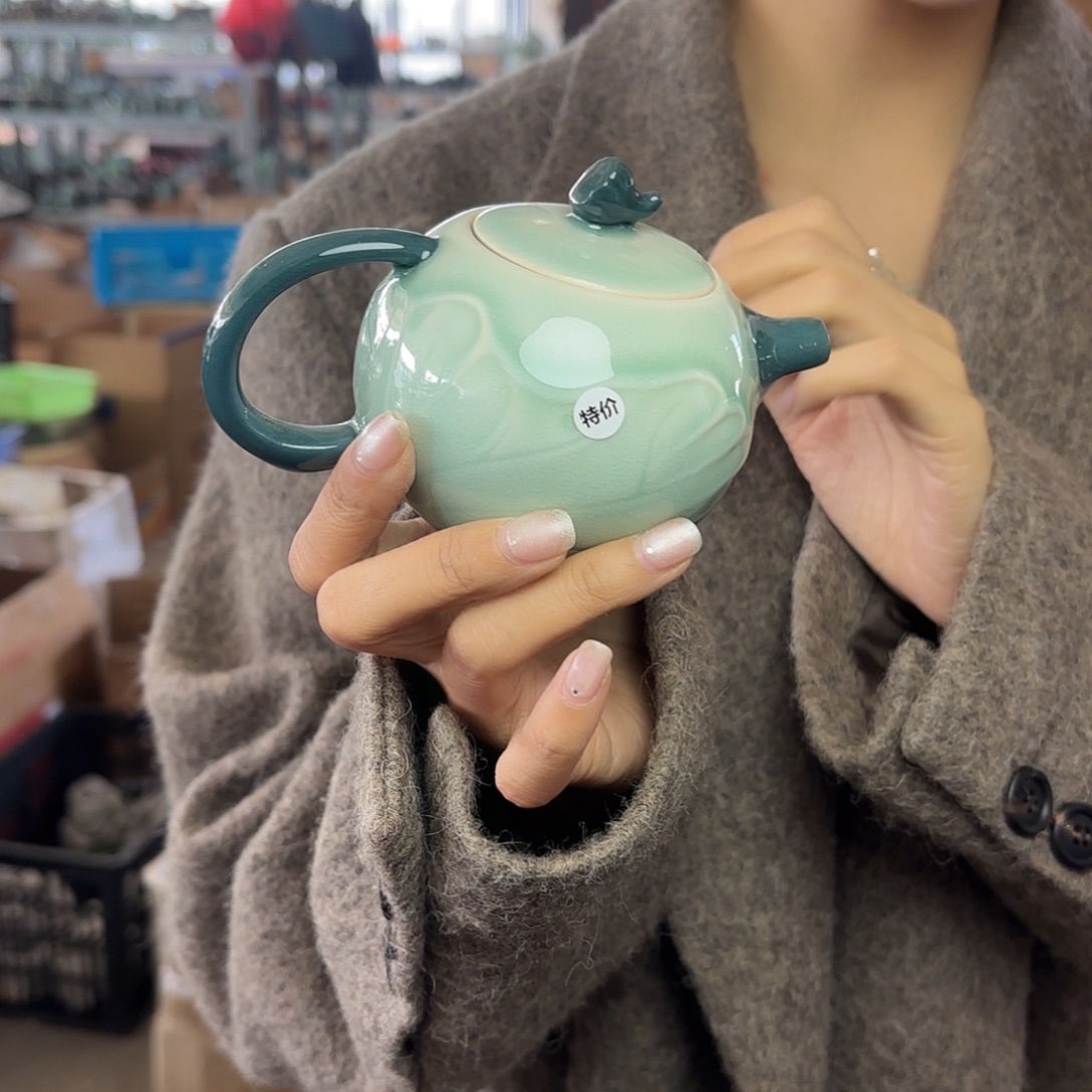 龙泉云间青瓷小米茶器