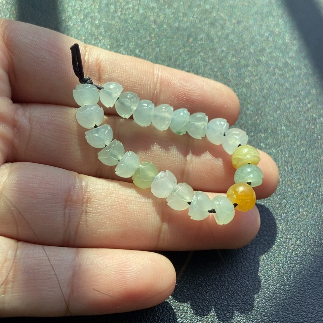 定制翡翠未镶嵌莲花珠