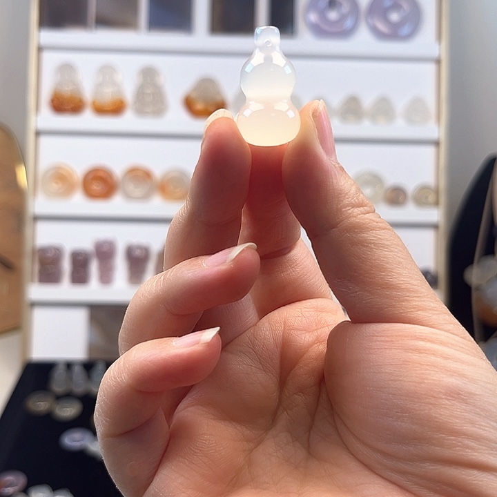 玛瑙/玉髓颈饰合金