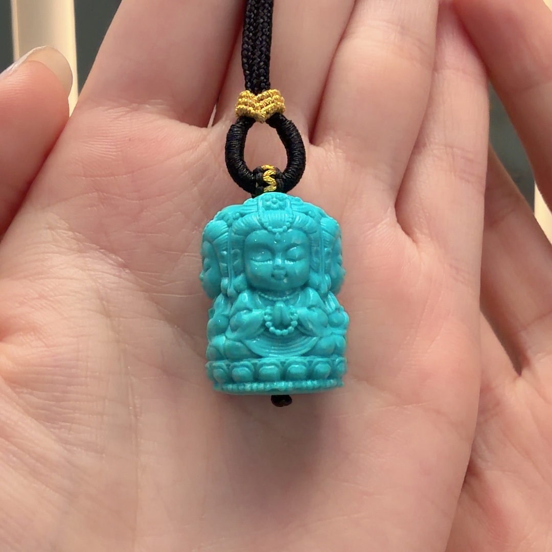 绿松石未镶嵌颈饰