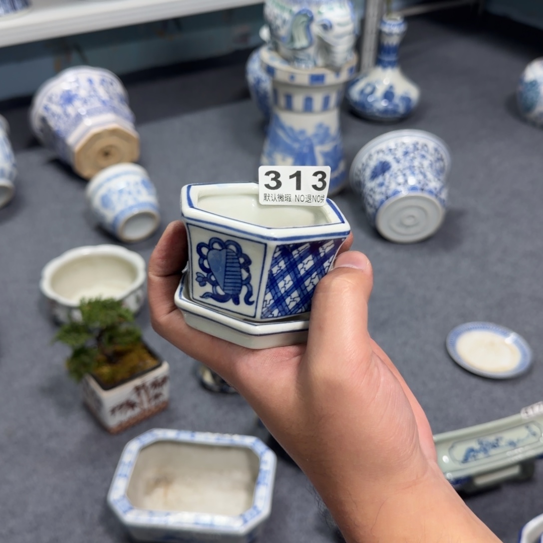 在***…陶陶瓷，默认微瑕，介意勿拍