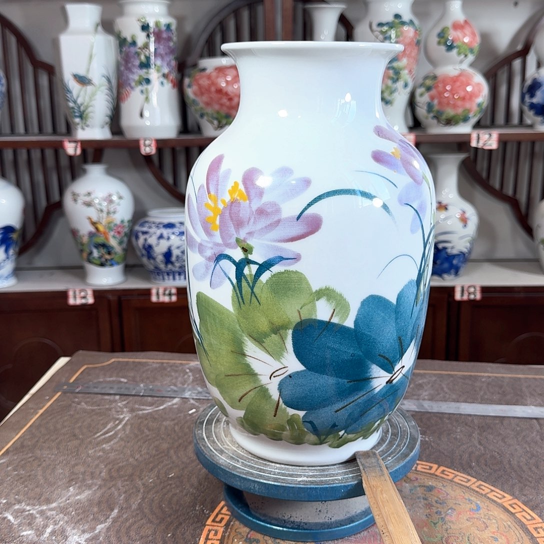 摆件景德镇陶瓷大冬紫荷