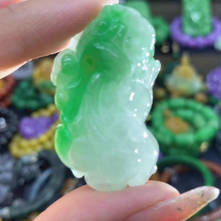 翡翠未镶嵌颈饰项链17