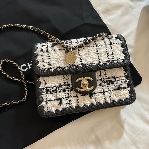 99新 Chanel/香奈儿 多多奢品/香奈儿22c毛呢方胖子包/98新包展
