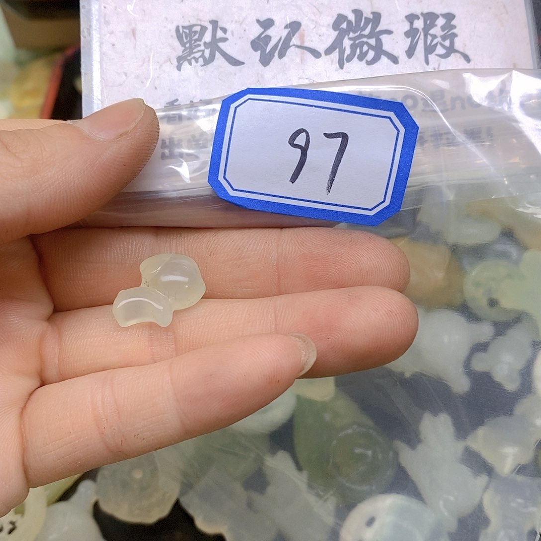 蛇纹石玉吊坠(不含链)未镶嵌Z***.97