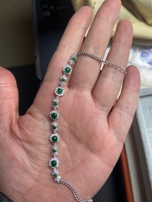 天然缅甸翡翠A货，925银镶嵌满绿手链