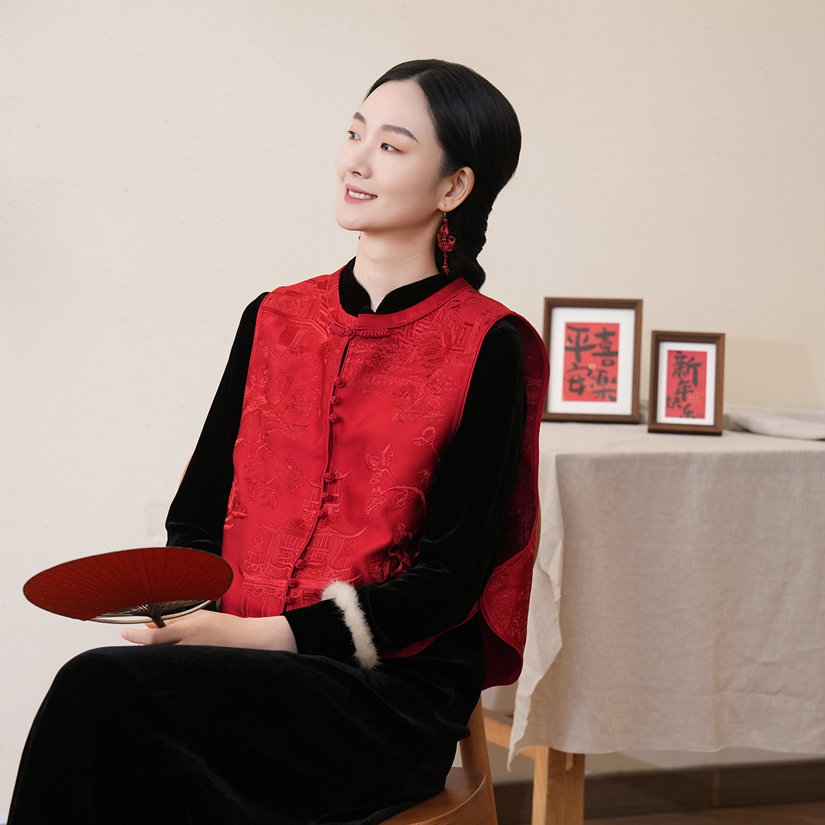 布符新中式「红亭台楼阁花瓣马甲」2026年新品春季国风盘扣女NCMJ50