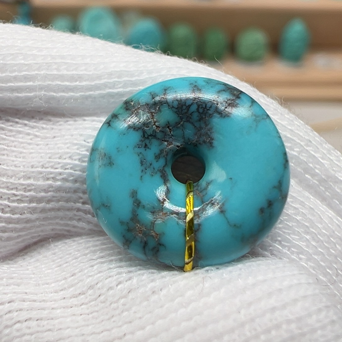 绿松石配饰未镶嵌