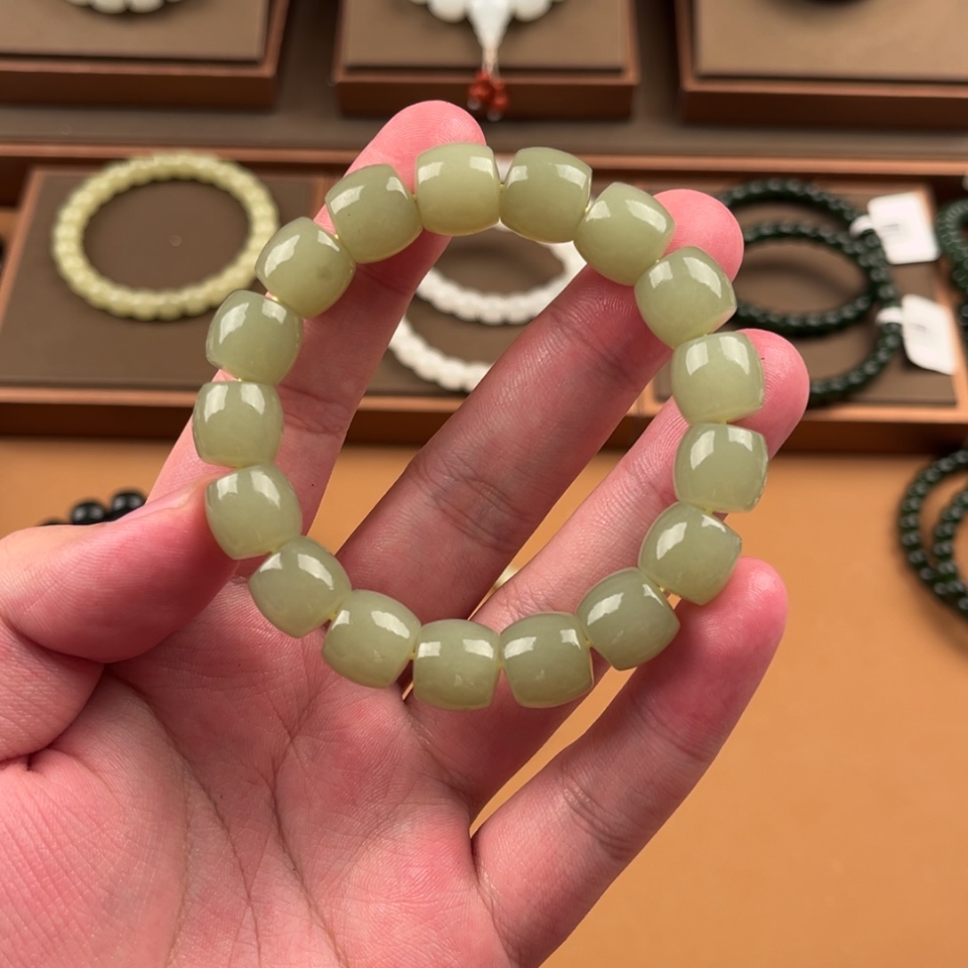 手链未镶嵌和田玉