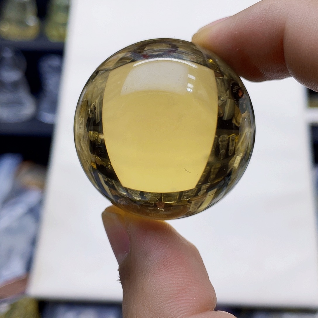 水晶颈饰未镶嵌黄水晶4公分水晶球