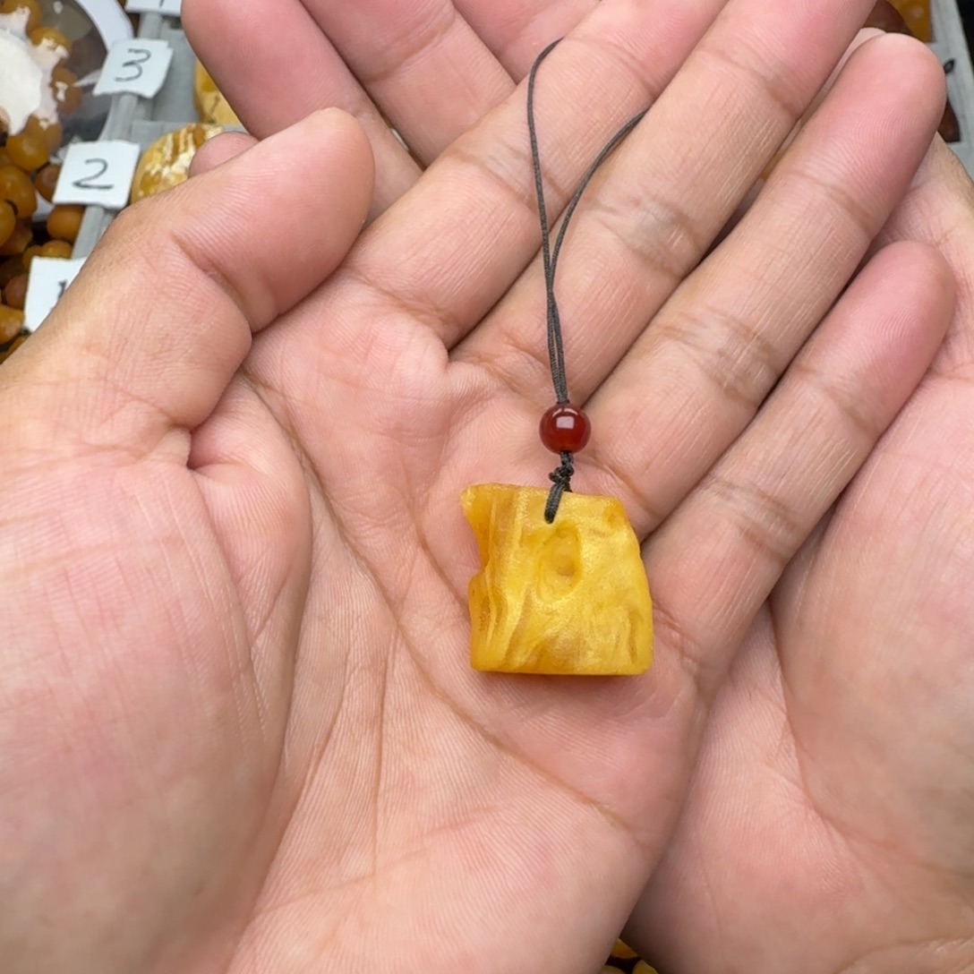 琥珀未镶嵌珠宝奇石天然蜜蜡手机吊坠