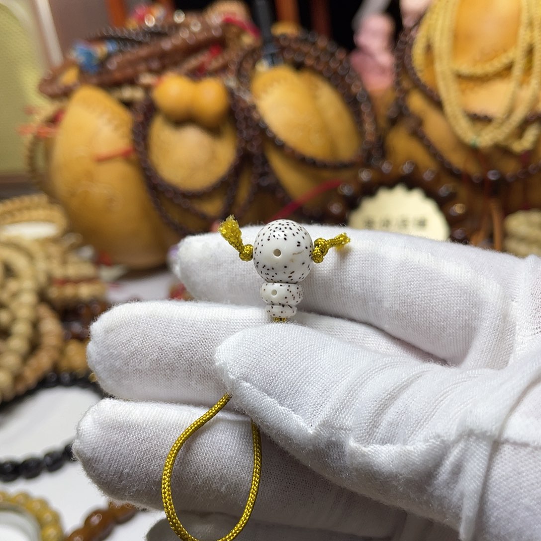 手串星月菩提雕刻三通