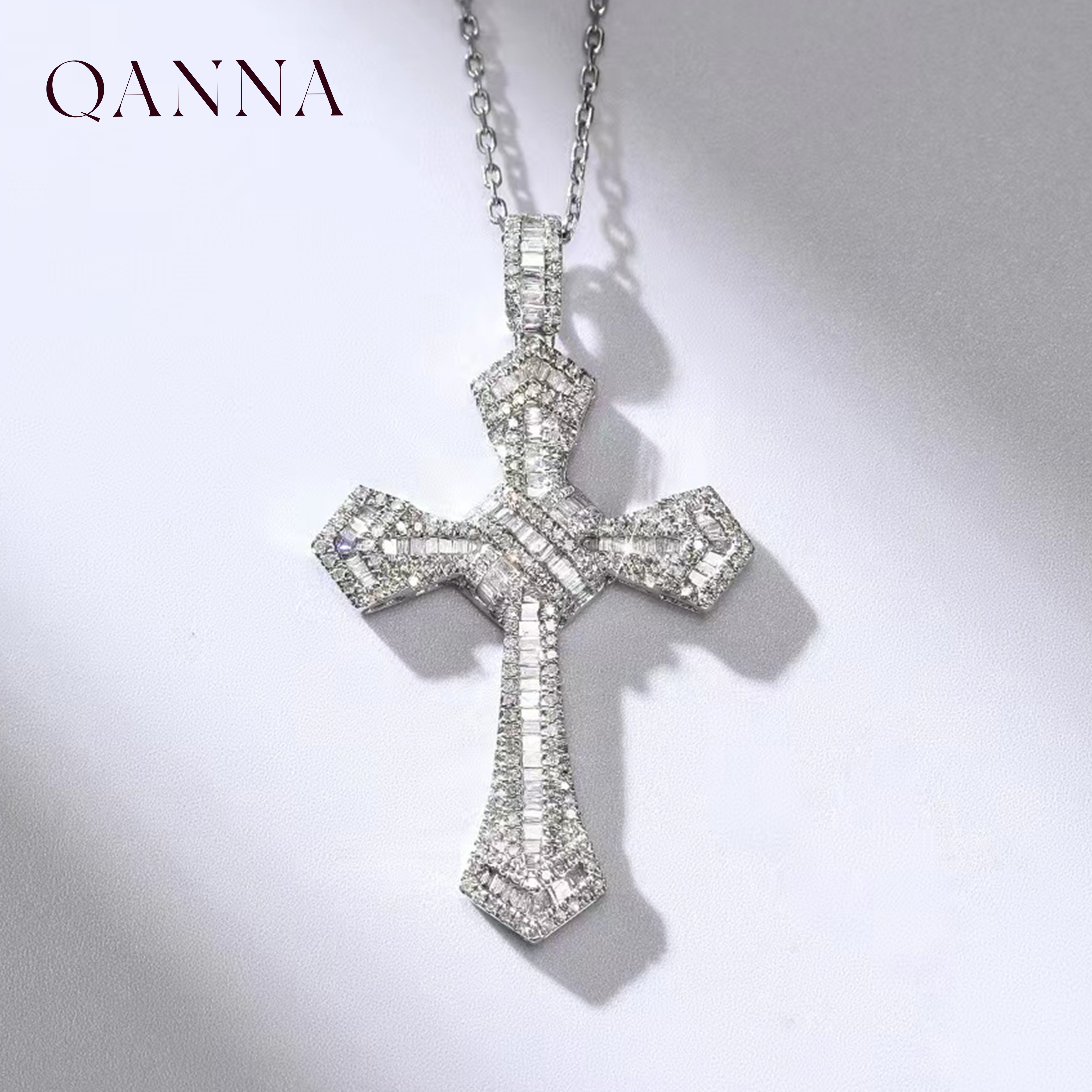 QANNA【1克拉 方钻十字架】18K金欧美ins风钻石吊坠（不含链）AF