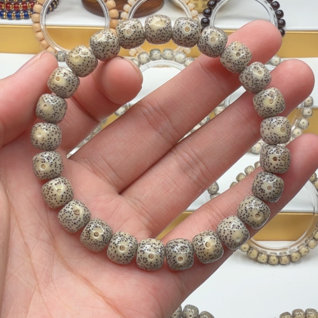 手串星月菩提石玉料深灰糯冰小细星单圈