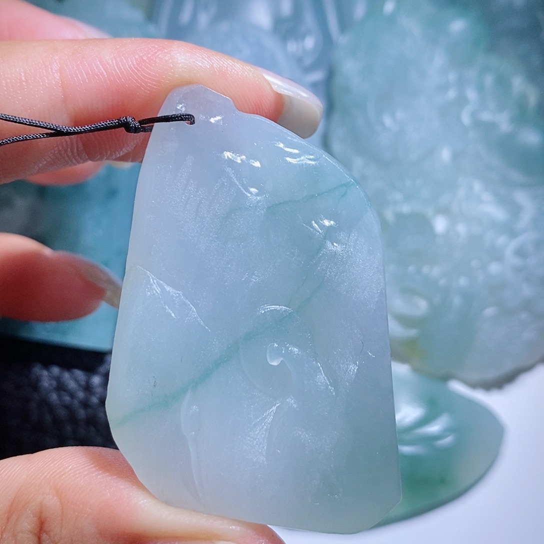 未镶嵌定制翡翠毛货付款后确认抛光