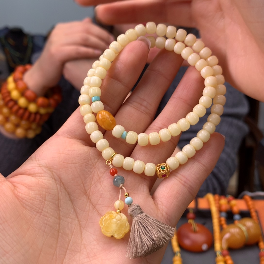 蜜蜡手串未镶嵌天然