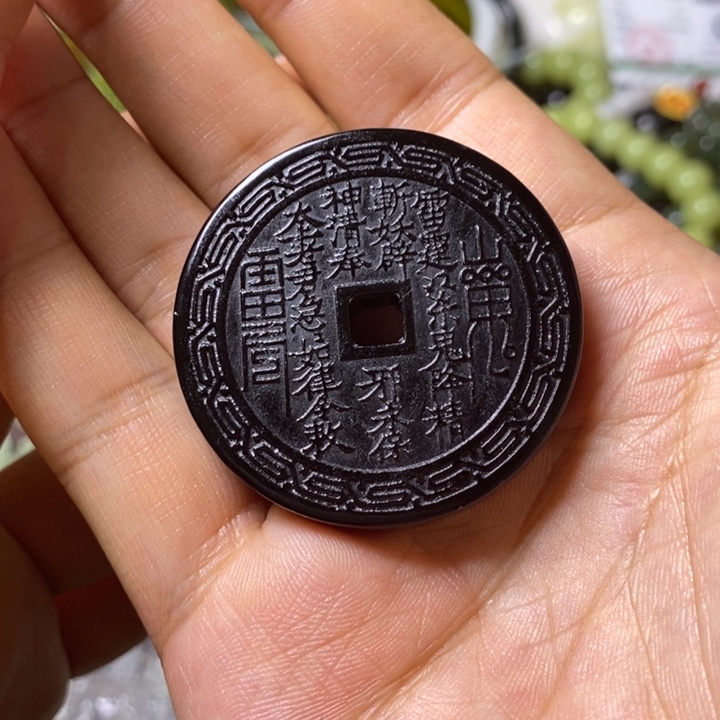 岫玉岫玉颈饰未镶嵌