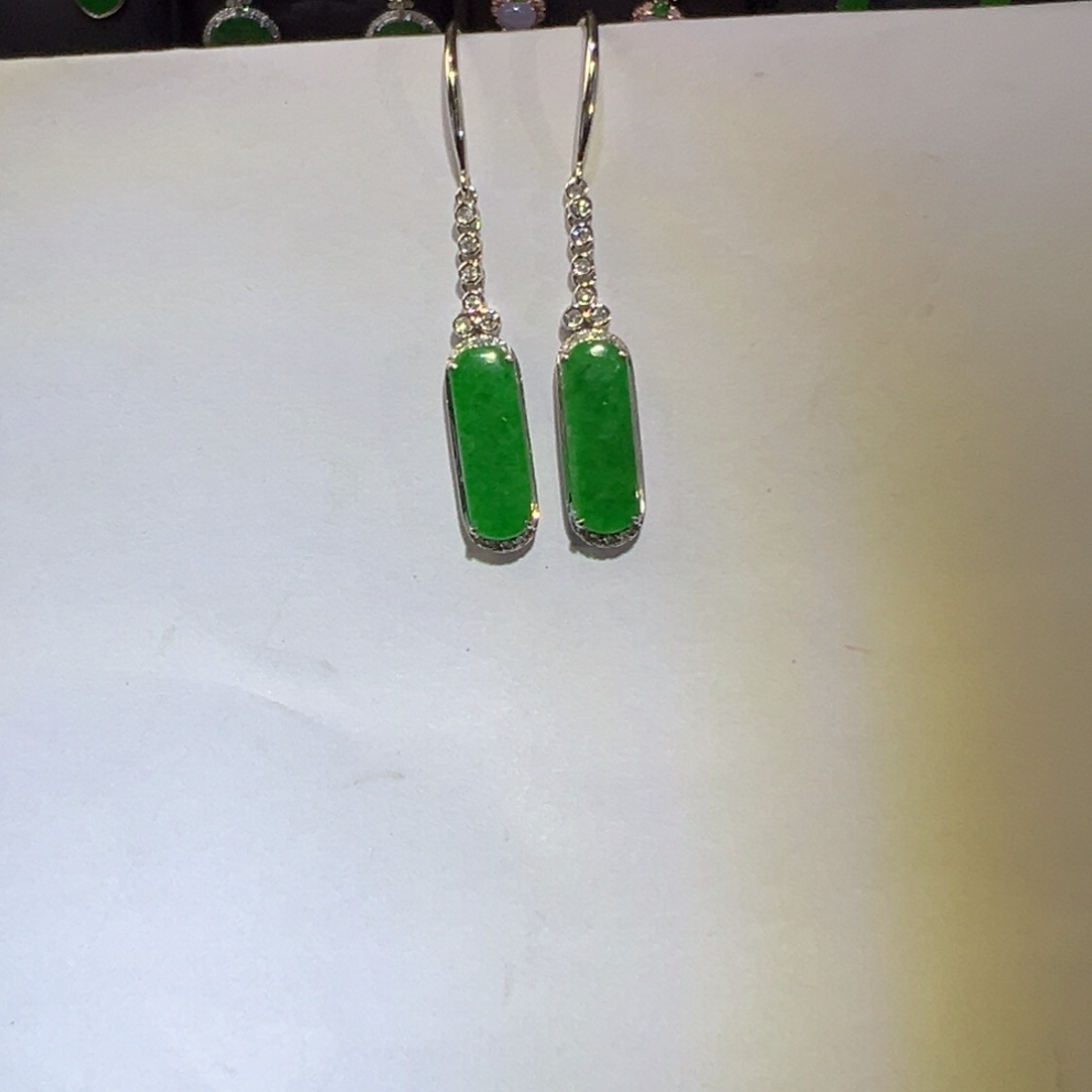 翡翠颈饰18K金镶嵌耳环