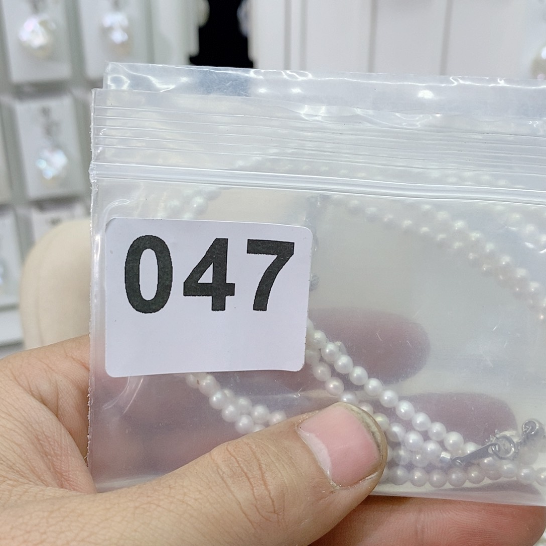 淡水珍珠颈饰合金