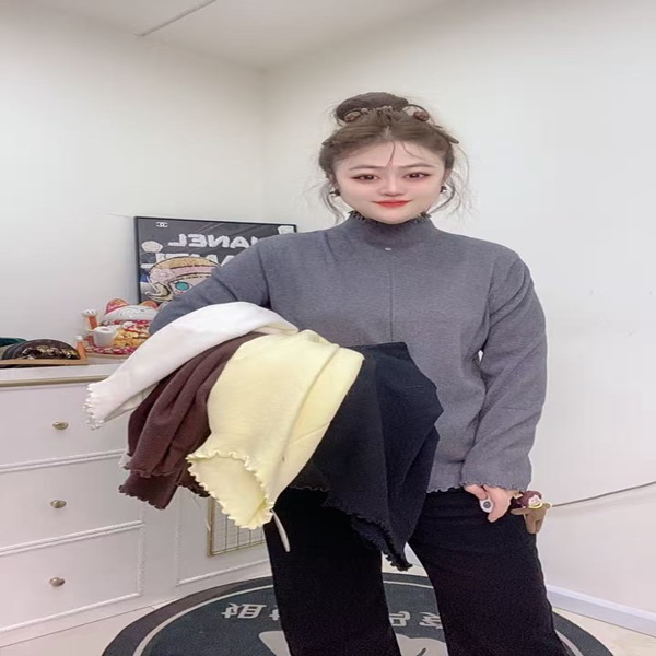 6556时尚百搭木耳边针织衫