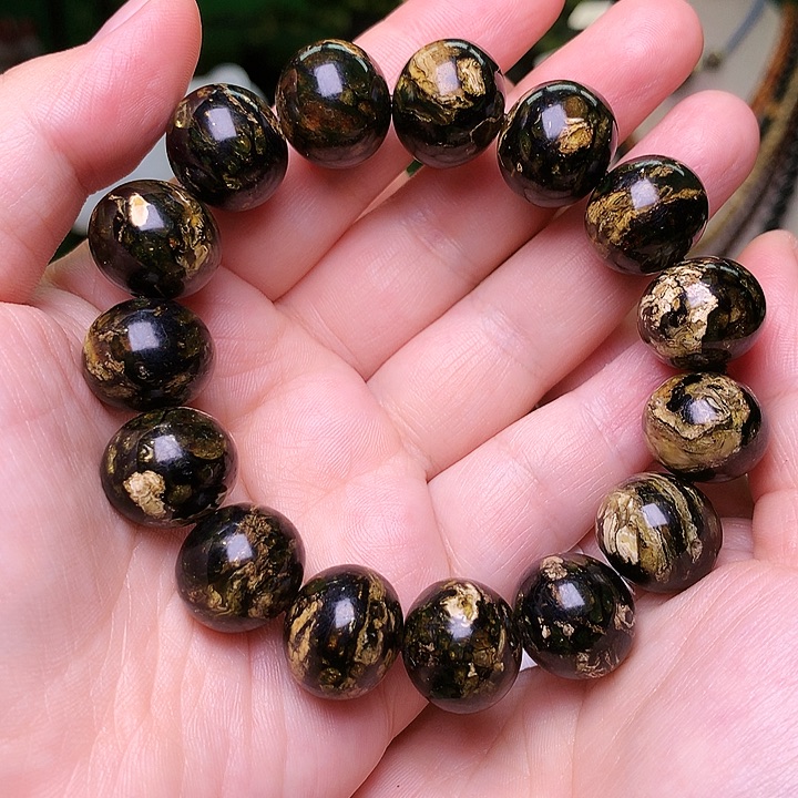 琥珀未镶嵌裸石抚顺琥珀16-260