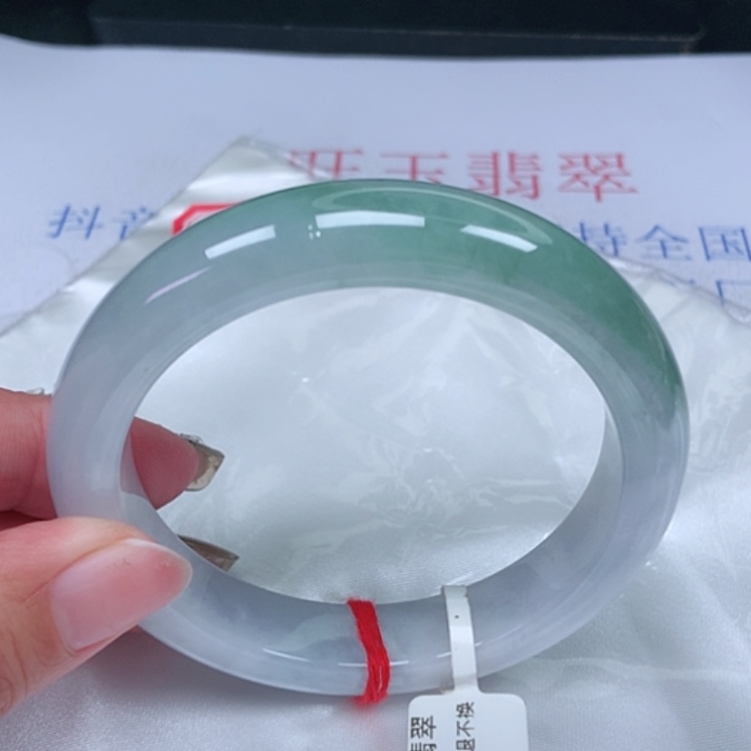 【闪购商品】翡翠手镯未镶嵌，