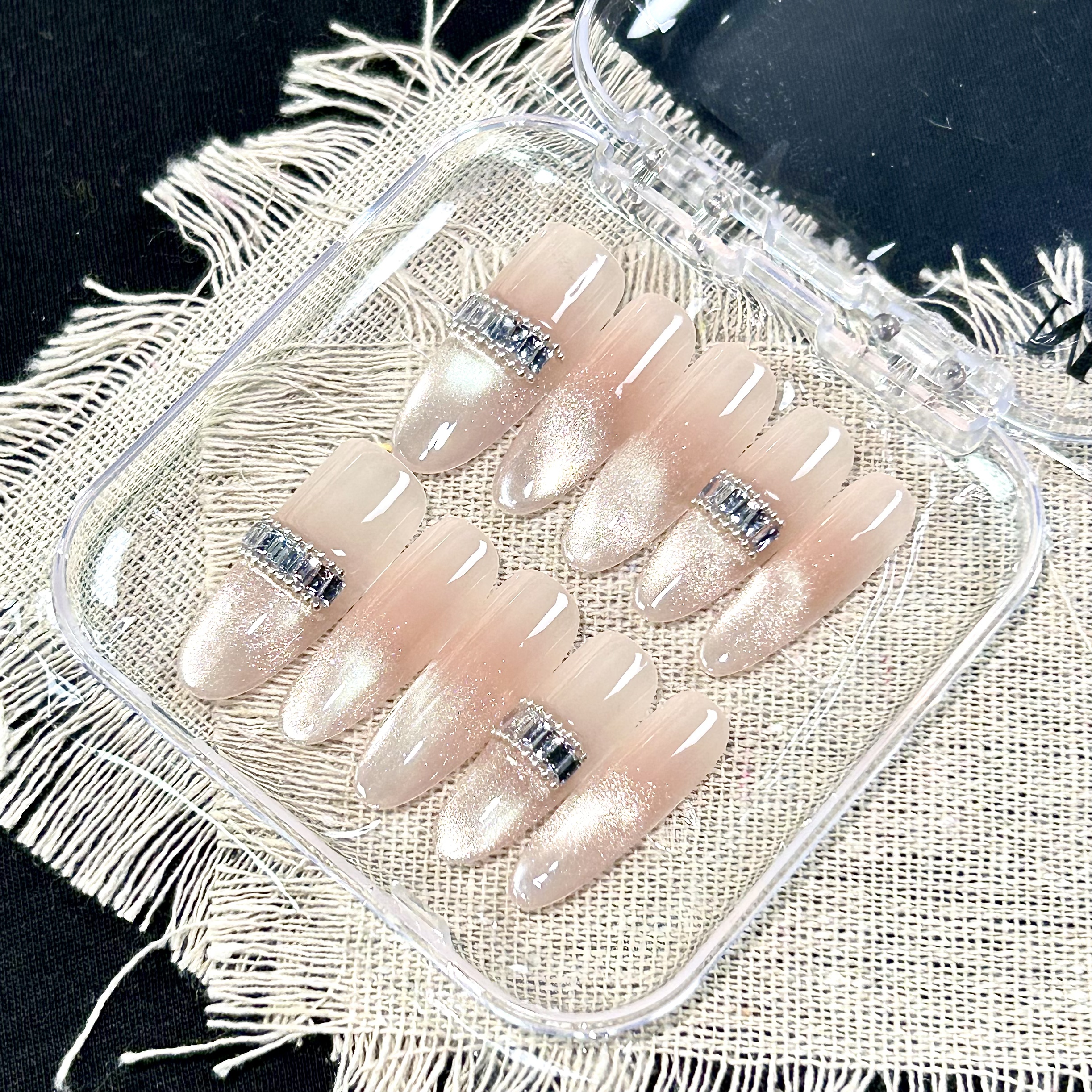 裸色渐变猫眼穿戴甲纯手工长款穿戴甲纯欲气质显白穿戴甲高级温柔