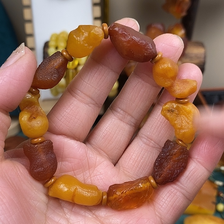 琥珀未镶嵌颈饰手串