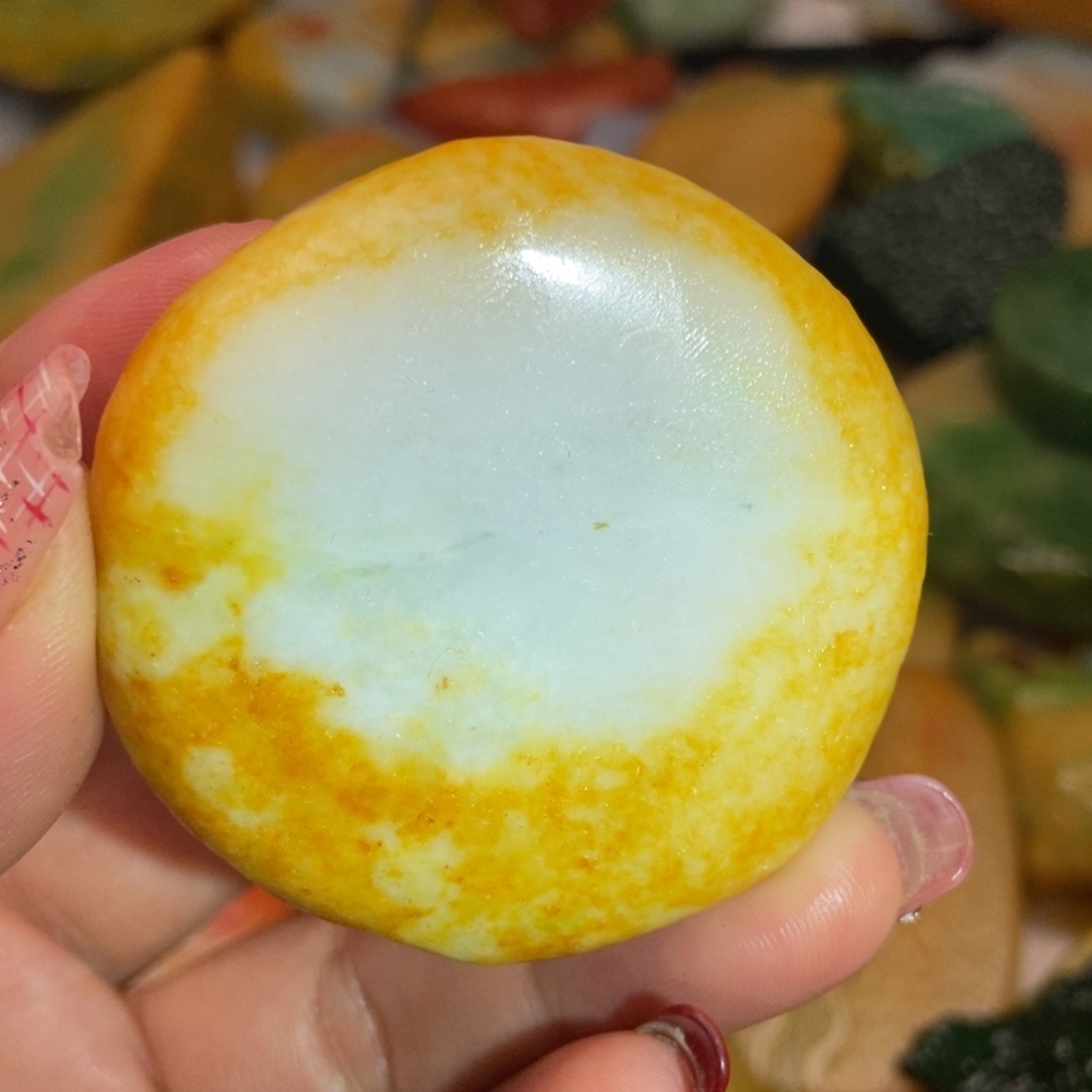 翡翠颈饰未镶嵌缅甸翡翠