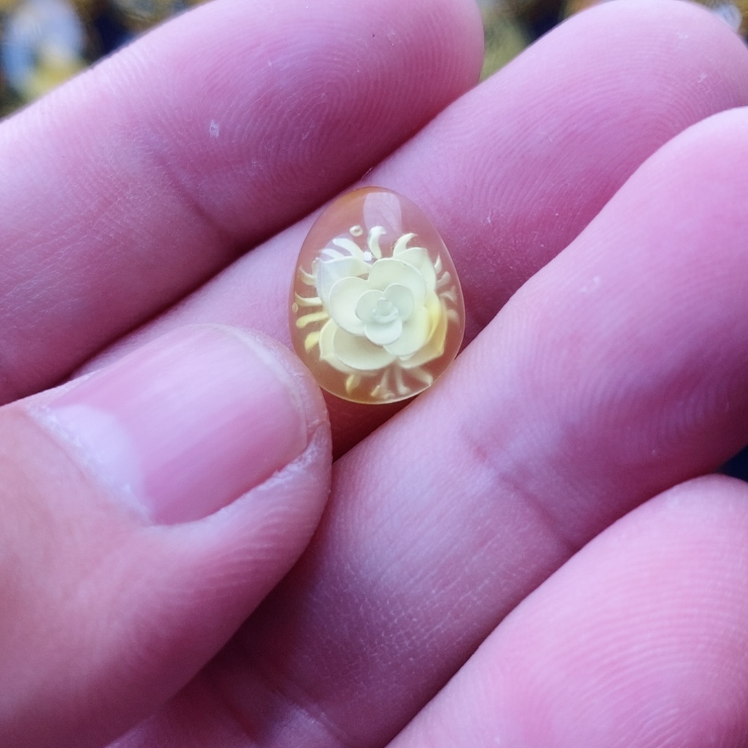 【闪购商品】金珀颈饰未镶嵌琥珀阴雕