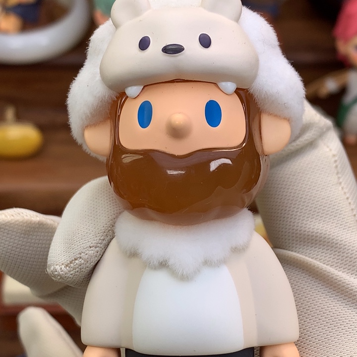 琉璃/树脂/塑料类