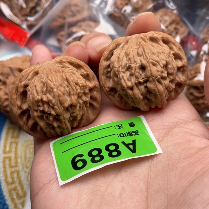 文玩核桃把件核桃