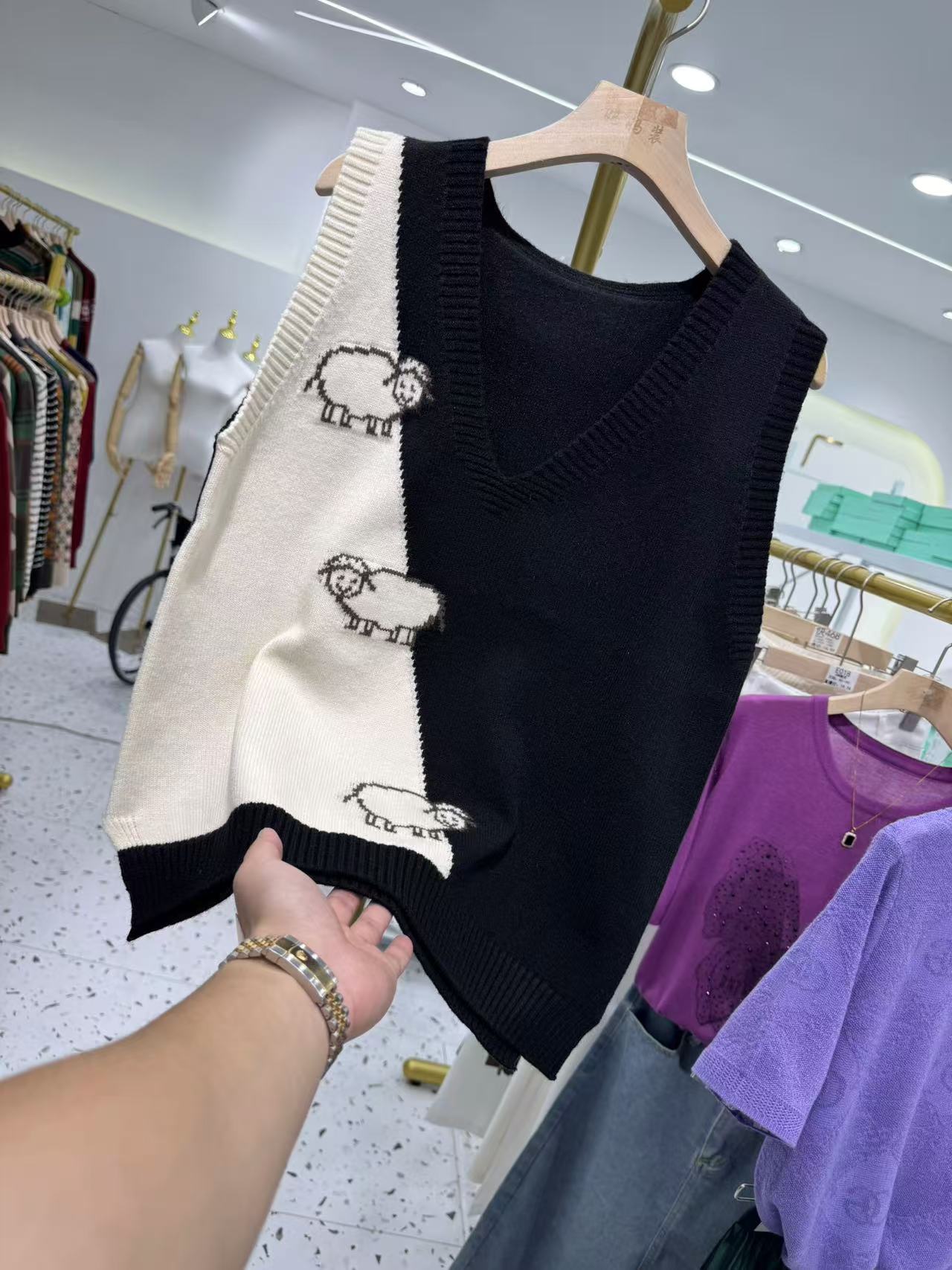 【三只小洋马甲】时尚休闲百搭针织衫