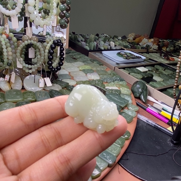 和田玉未镶嵌颈饰和田玉