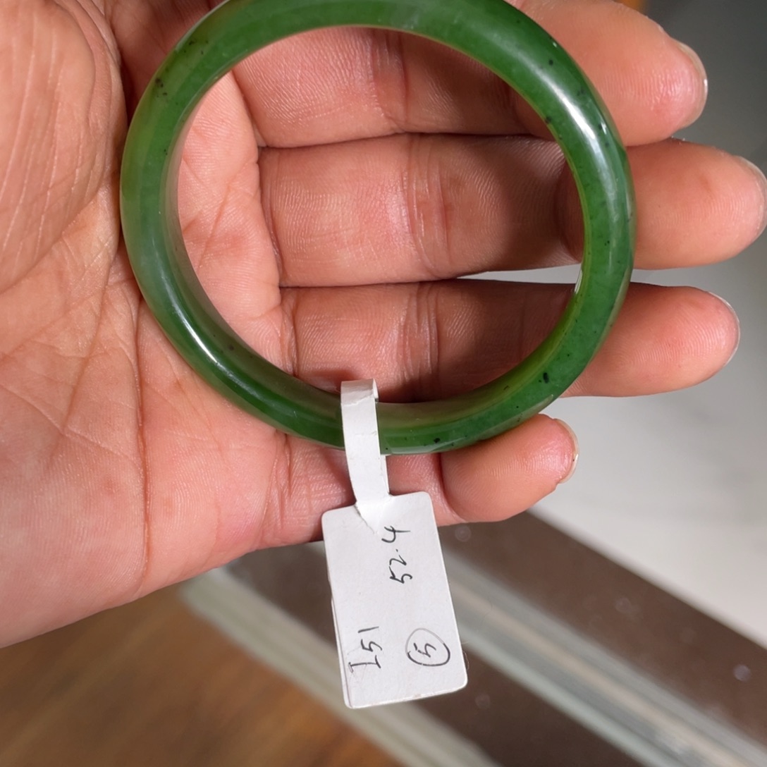 和田玉（碧玉）手镯未镶嵌胭*微瑕包容