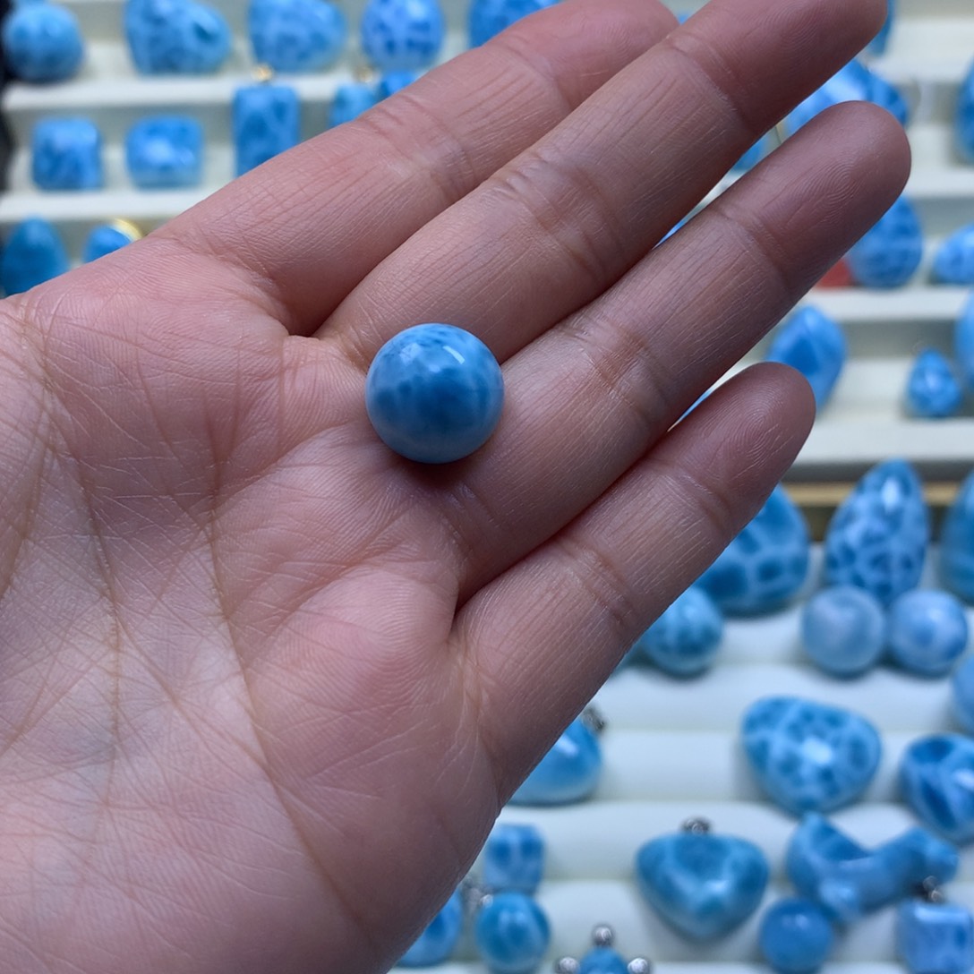 针钠钙石（海纹石）珠宝半成品未镶嵌?****微瑕处理