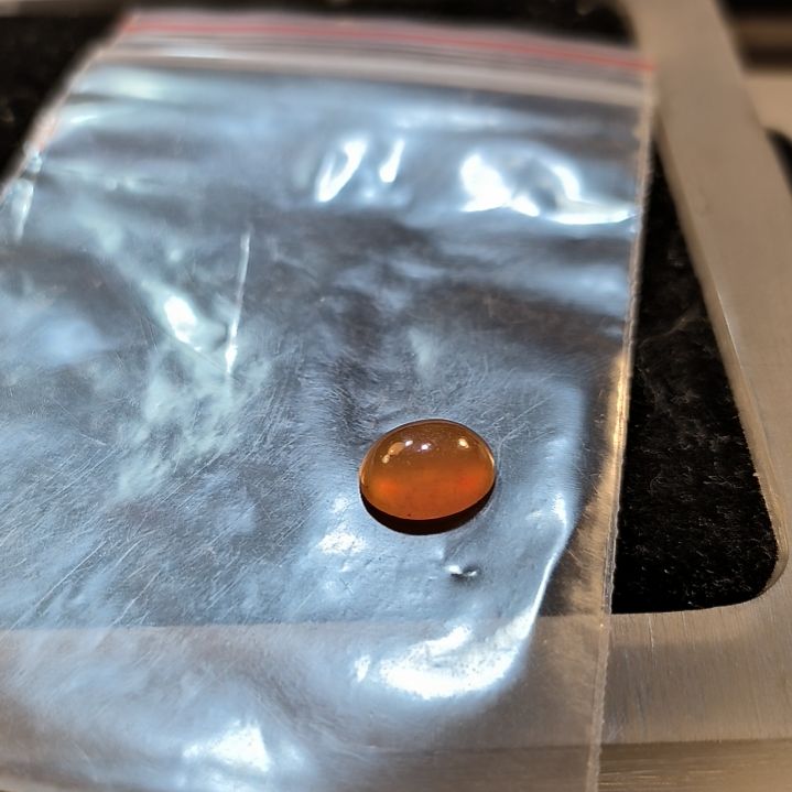 余***石英岩玉未镶嵌戒面