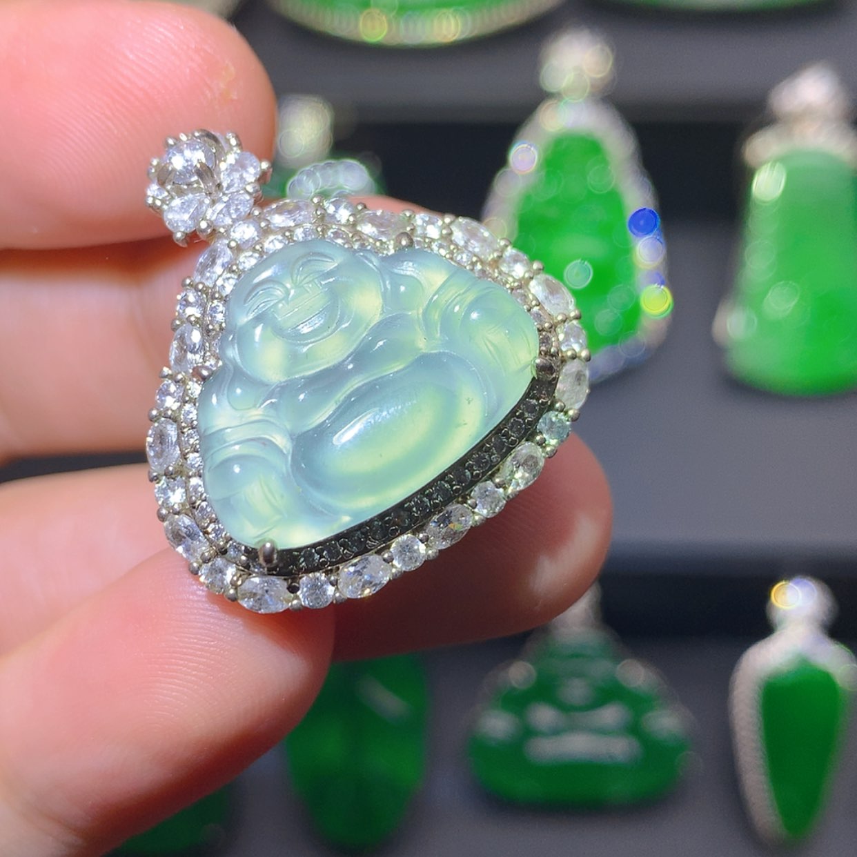 【闪购商品】翡翠未镶嵌吊坠(不含链)