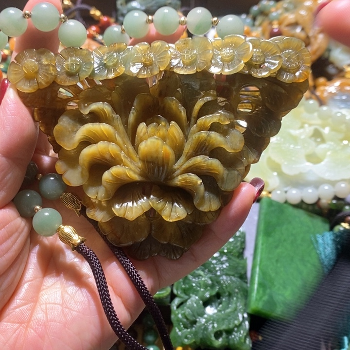 岫玉毛衣链未镶嵌