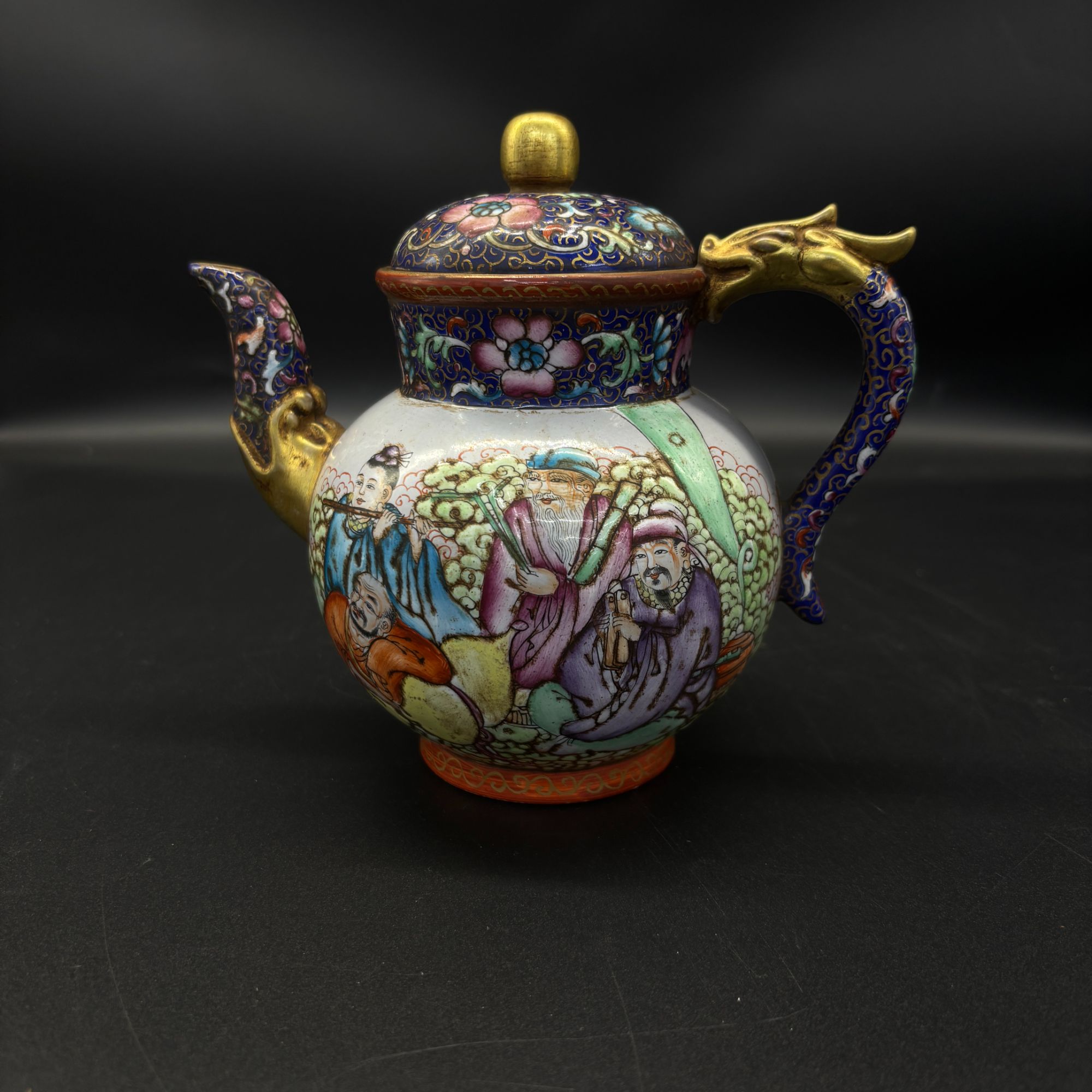 描金珐琅彩八仙壶